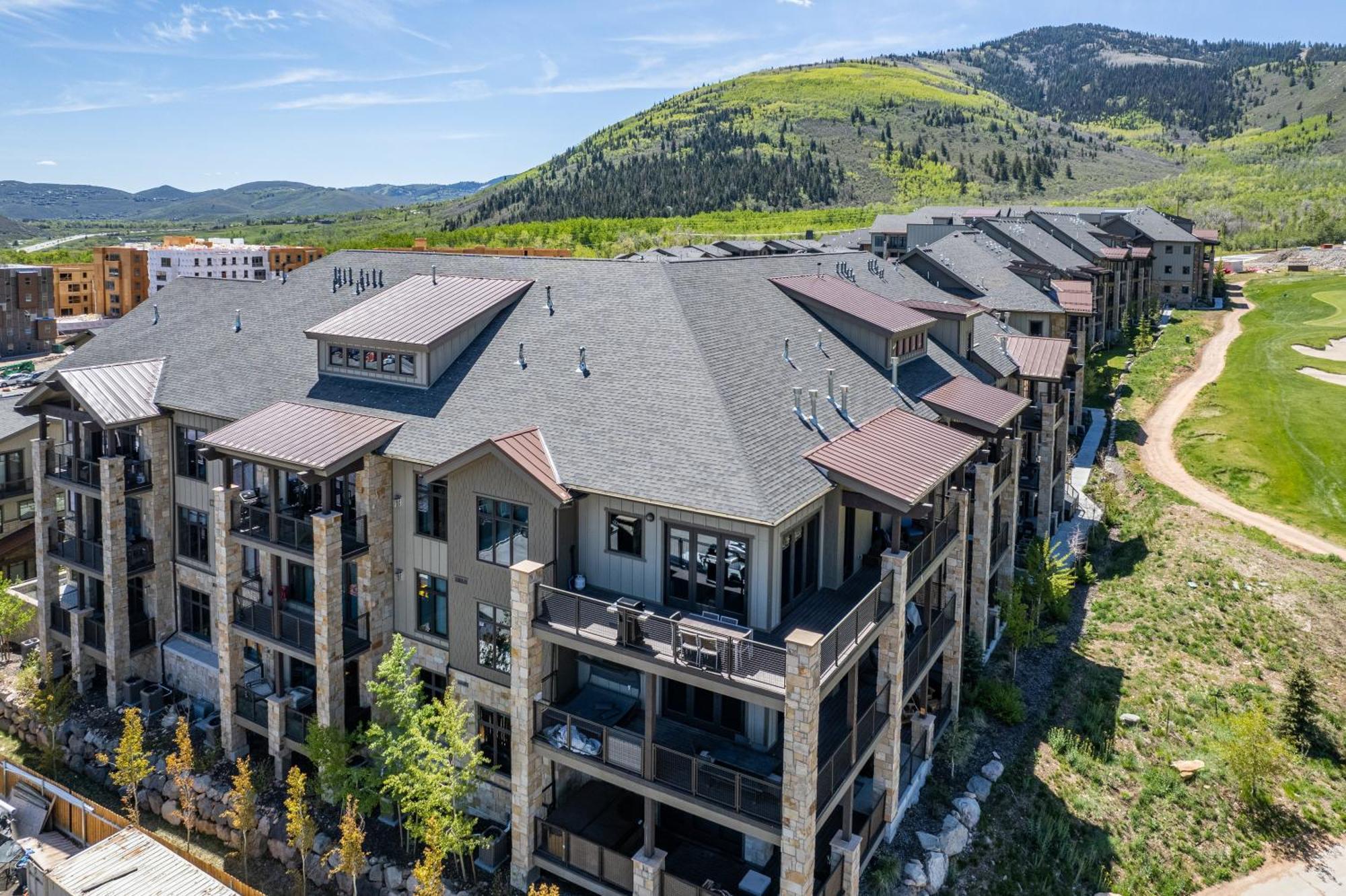 Blackstone Luxury 2Br, Walk To Skiing At Cabriolet, Mountain View, Shared Pool And Hot Tub, Gym بارك سيتي المظهر الخارجي الصورة