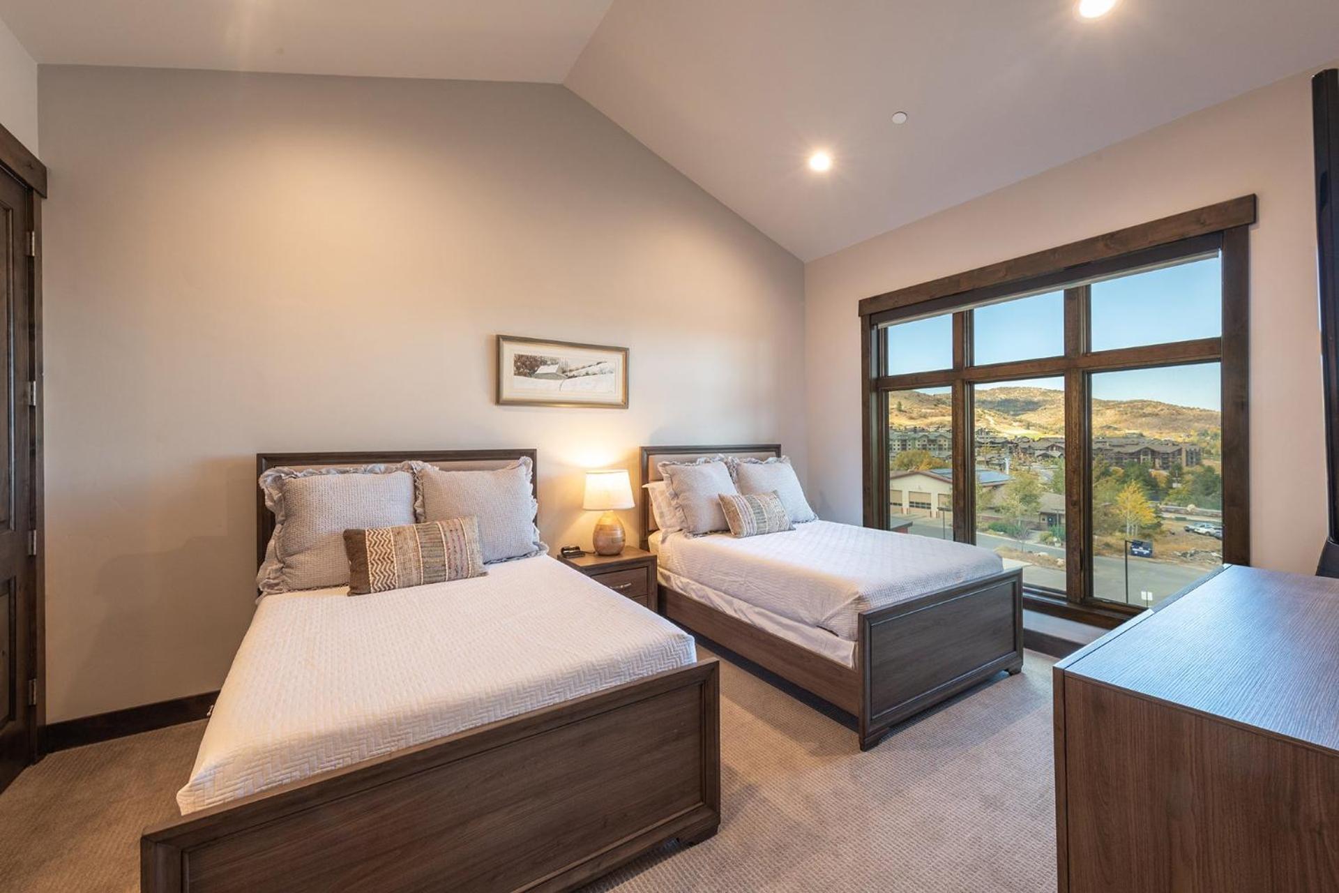 Blackstone Luxury 2Br, Walk To Skiing At Cabriolet, Mountain View, Shared Pool And Hot Tub, Gym بارك سيتي المظهر الخارجي الصورة
