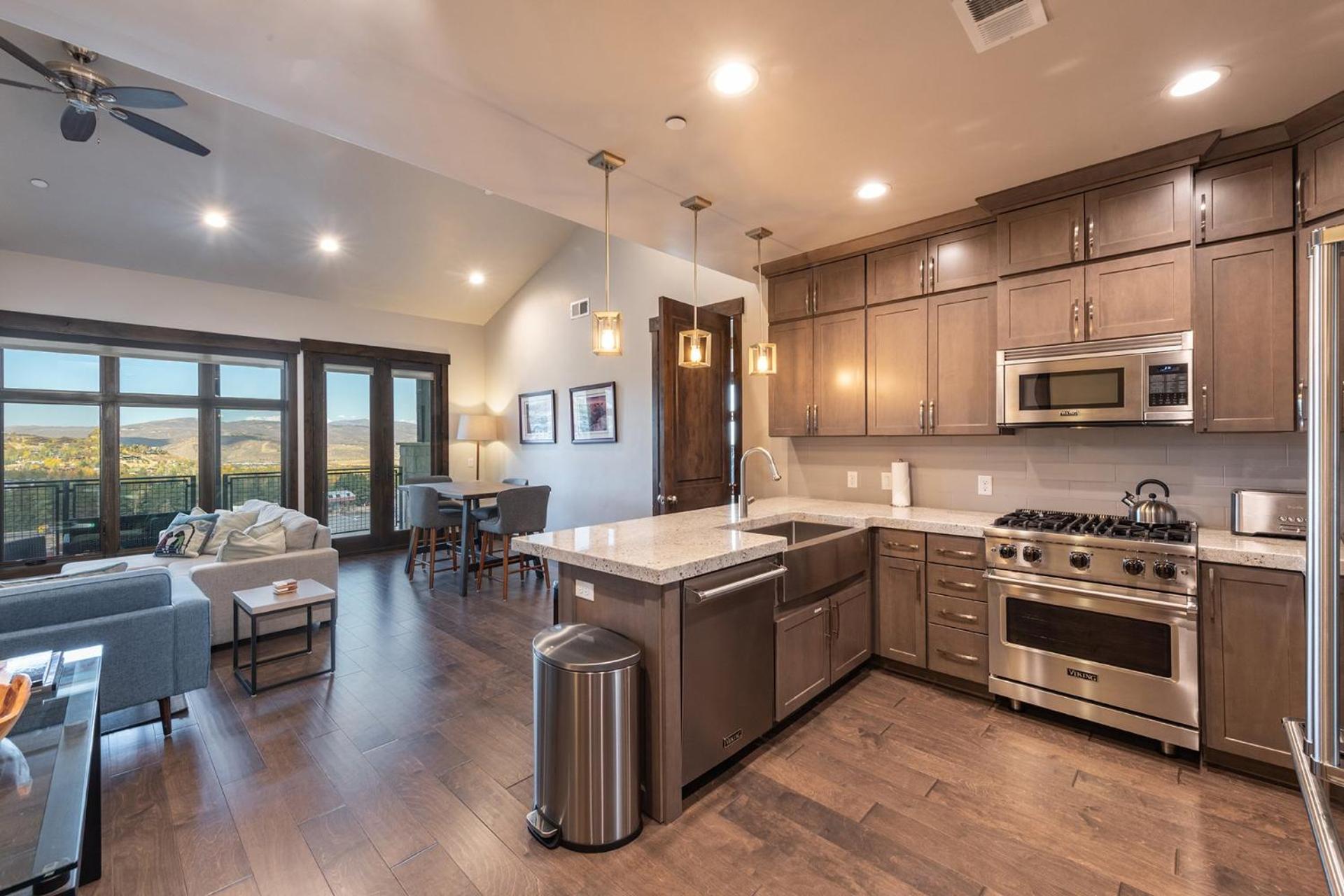 Blackstone Luxury 2Br, Walk To Skiing At Cabriolet, Mountain View, Shared Pool And Hot Tub, Gym بارك سيتي المظهر الخارجي الصورة